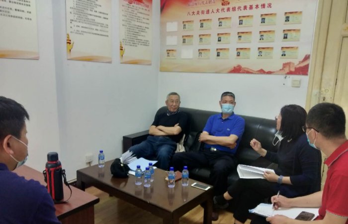 東方海納集團承建的八大關(guān)街道 開放式樓院污水管線整治工程開工在建